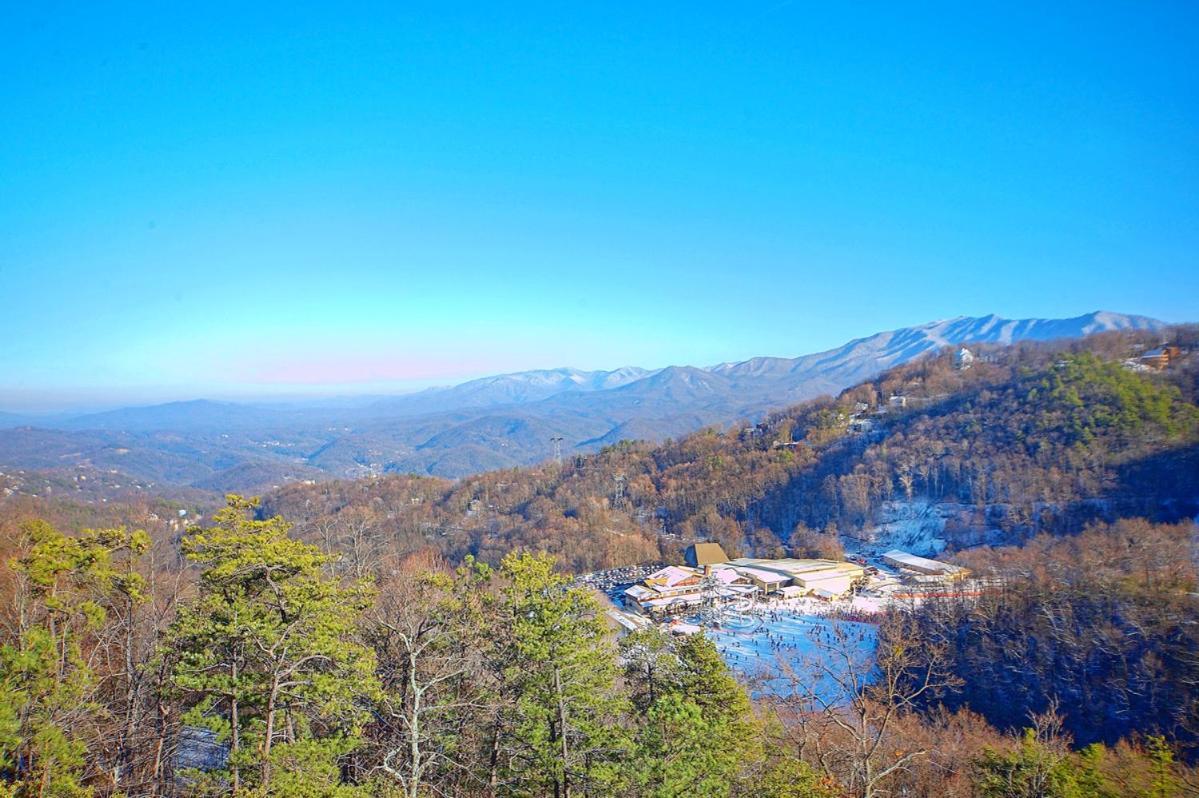 Knotty & Nice Holiday Home Gatlinburg Luaran gambar